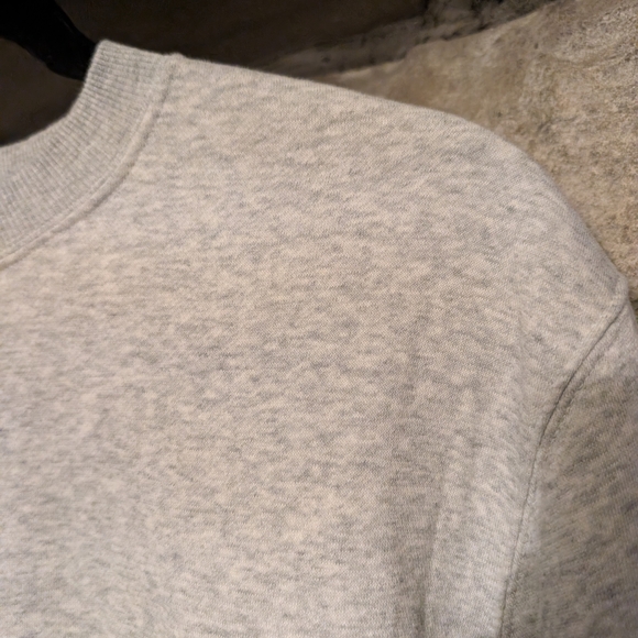 SKIMS Light Gray Sweatshirt - Picture 4 of 6